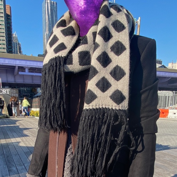 MISSONI Unisex XL Wool/Mohair Fringed Scarf - Picture 2 of 10